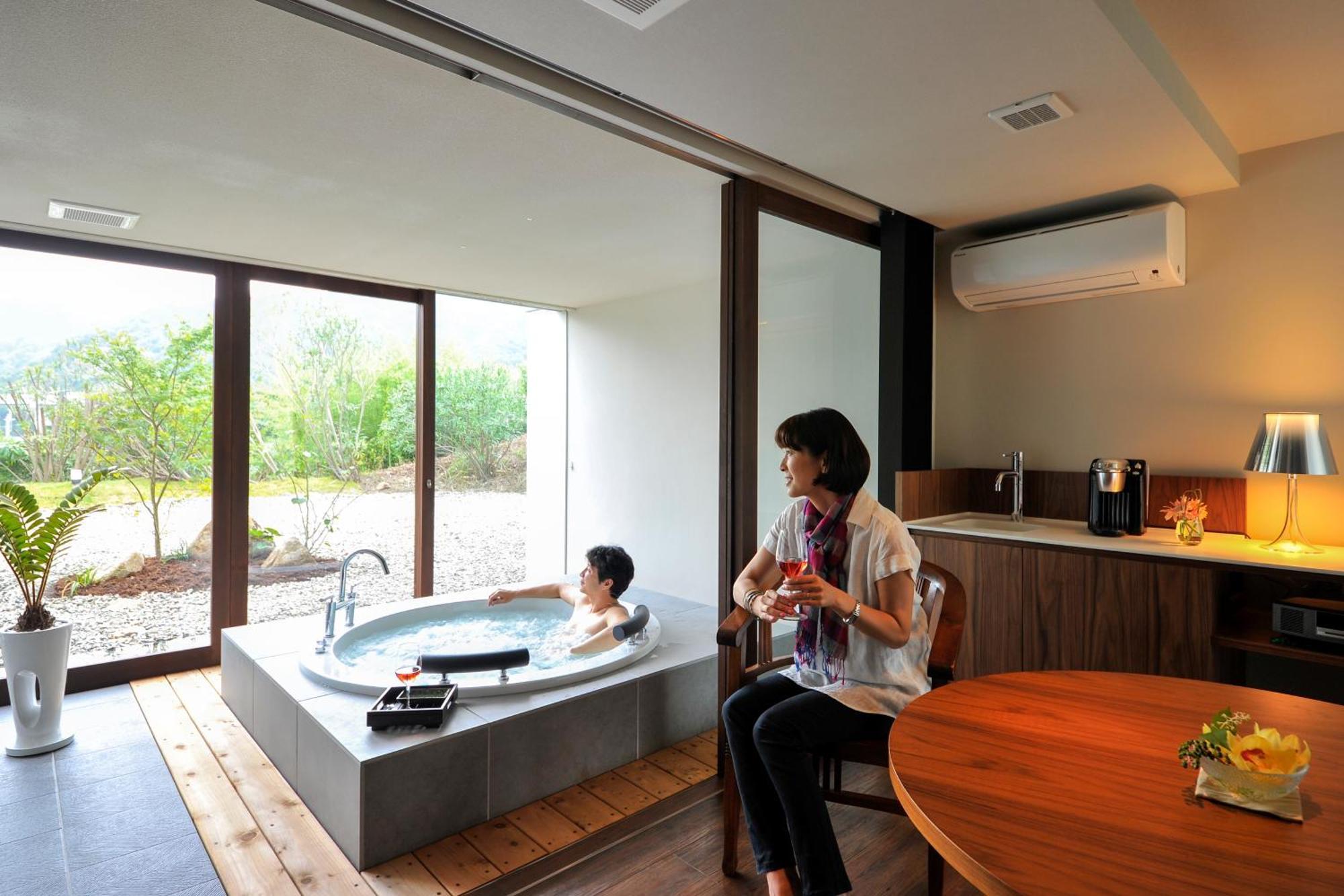 Resort Hotel Moana Coast Naruto  Chambre photo